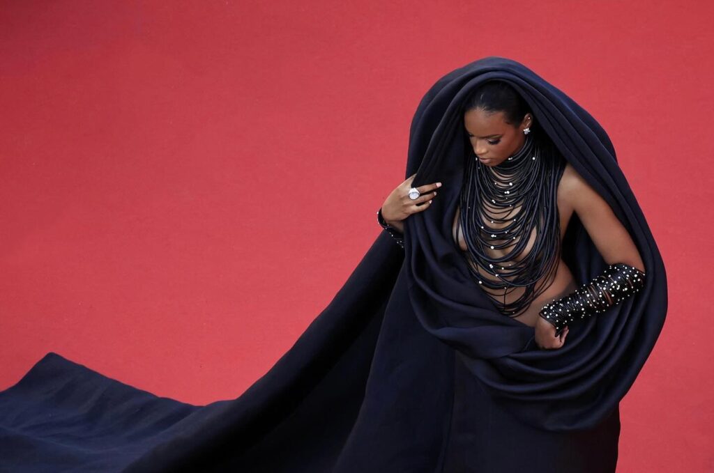 La Fortune de Didi Stone : Le Nouveau Phénomène de la Mode 1 La Fortune de Didi Stone